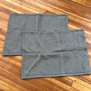 Ralph Lauren Home pair of Standard Pillow Shams